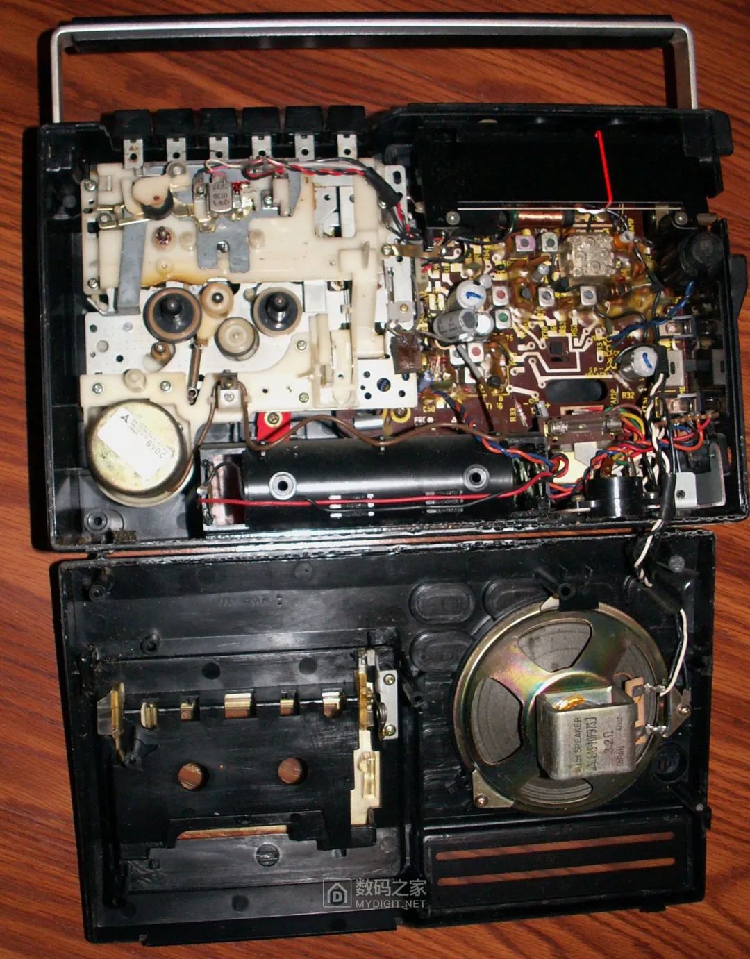 老古董收录机拆解案例 收录机电路设计解析(图5)